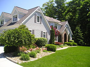 Landscapers and Lawncare Services in Glen Ellyn, IL
